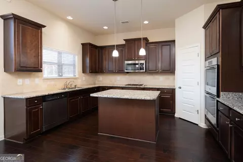 Kitchen - 160 Traditions Ln, Hampton, GA 30228 photo 2 of 2