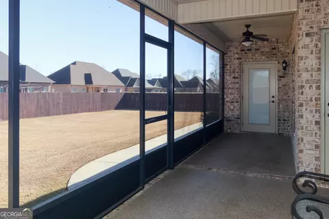 Exterior - 202 Stacy Ln, Warner Robins, GA 31088 photo 4 of 5