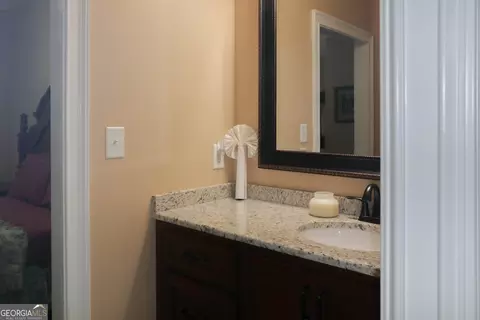 Bath - 202 Stacy Ln, Warner Robins, GA 31088 photo 5 of 11