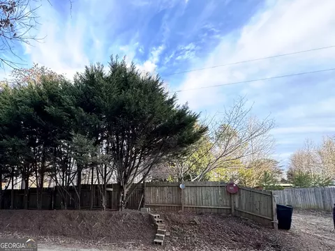 300 Jud Pitts Rd, Mount Airy, GA 30563