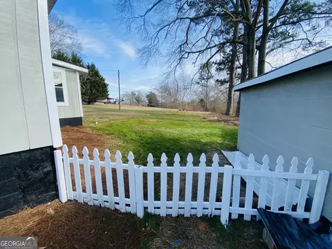 102 Pruitt Dr, Toccoa, GA 30577 photo 7