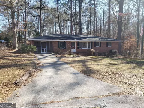 9106 Woodhaven Dr NW, Covington, GA 30014