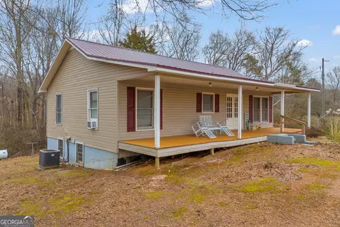 2112 Dovetown Rd, Royston, GA 30662