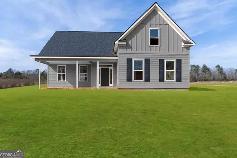 99 Oak Rd, Locust Grove, GA 30248