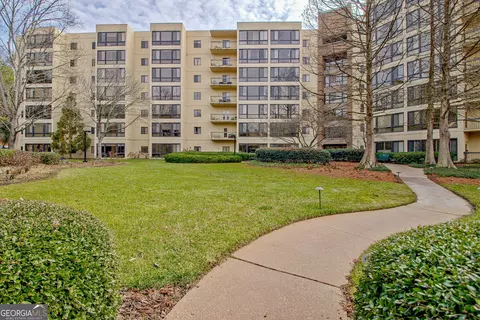 1800 Clairmont Lk #A-519, Decatur, GA 30033