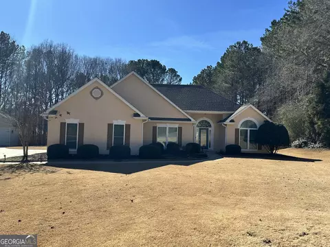 25 Merion Ct, Newnan, GA 30265