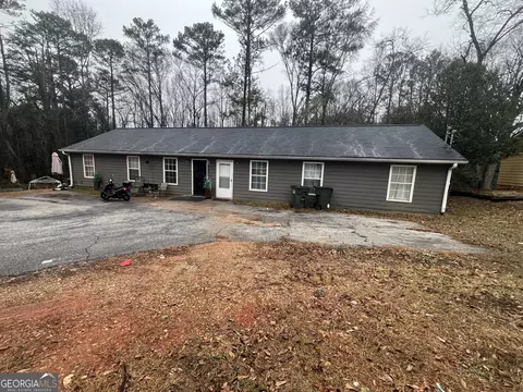 6128 6130 Green Acres Dr SW, Covington, GA 30014
