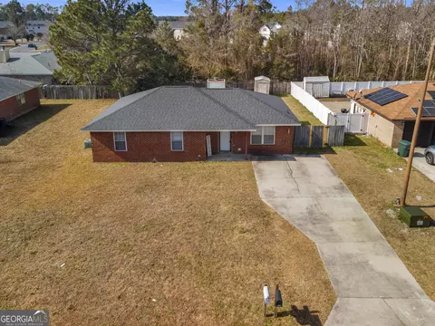 1243 Pineridge Way, Hinesville, GA 31313