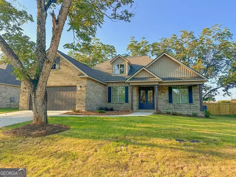 202 Obsidian Dr, Perry, GA 31069 photo 4