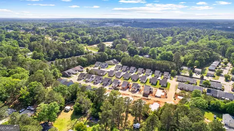 View/Area - 207 Lenox Cir, Lagrange, GA 30241 photo 2 of 7