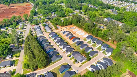 View/Area - 207 Lenox Cir, Lagrange, GA 30241 photo 5 of 7