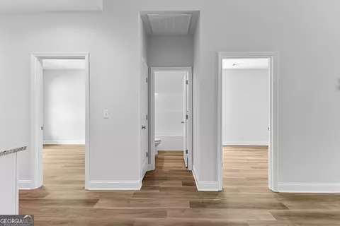 Entry Way - 207 Lenox Cir, Lagrange, GA 30241 photo 5 of 6