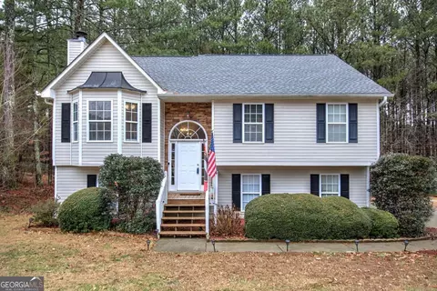 90 Greatwood Dr, White, GA 30184
