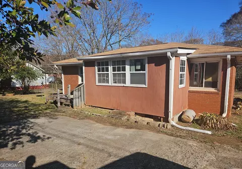 48 Washington St, Mcdonough, GA 30253