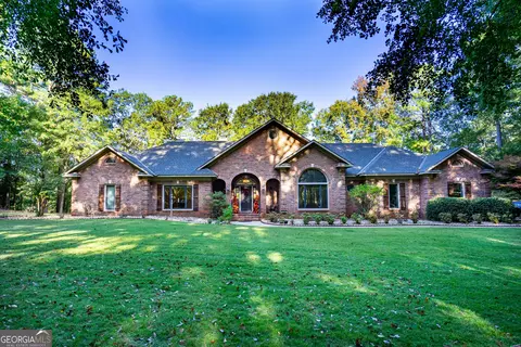 4007 Piedmont Lake Rd, Pine Mountain, GA 31822