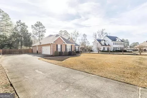 100 Windermere Dr, Perry, GA 31069 photo 3