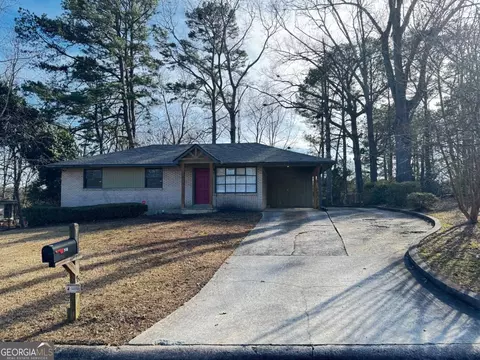 785 Jett Rd, Jonesboro, GA 30236