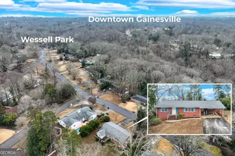 798 Beverly Dr, Gainesville, GA 30501 photo 3