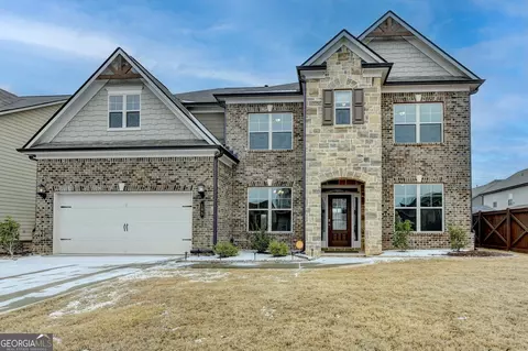 105 Henson Farm Dr, Loganville, GA 30052