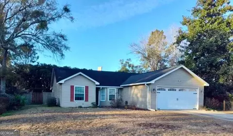 110 Azalea Ct, Kingsland, GA 31548