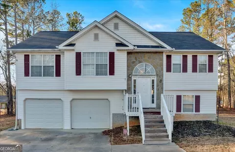 604 Princeton Dr, Dallas, GA 30157