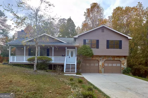 1129 Gate Post Ln, Lawrenceville, GA 30044