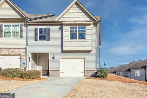 304 Turtle Creek Dr, Winder, GA 30680 photo 2