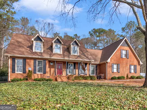2282 Forest Dr, Jonesboro, GA 30236