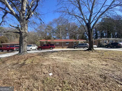 2899 Shallowford Rd NE, Chamblee, GA 30341 photo 2
