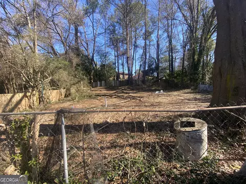 2899 Shallowford Rd NE, Chamblee, GA 30341 photo 5