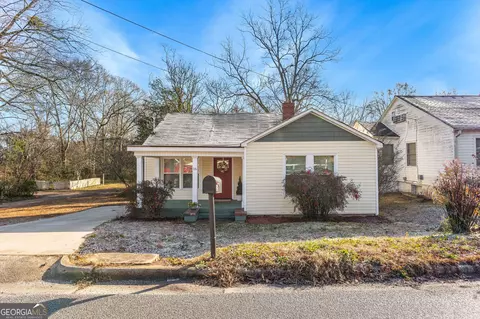 16 Hamilton Bohannon Dr, Newnan, GA 30263