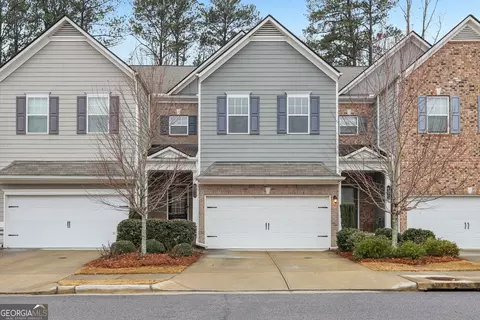6233 Thorncrest Dr, Tucker, GA 30084