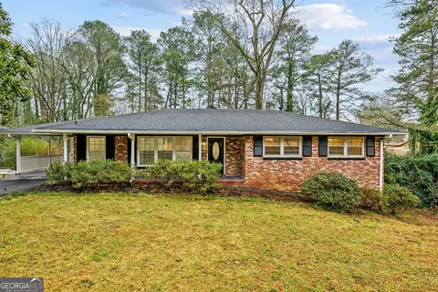 699 Cheviot Dr, Decatur, GA 30032