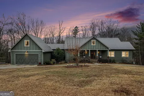537 Spring Crest Rd, Cleveland, GA 30528