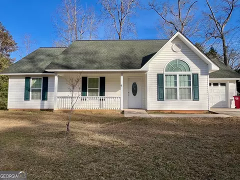 222 Wedgewood Dr, Sandersville, GA 31082