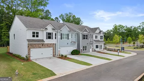 4177 Kestrel Ct, Gainesville, GA 30506