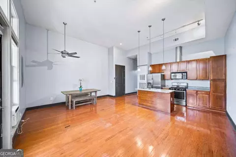 1195 Milton Ter SE #2305, Atlanta, GA 30315