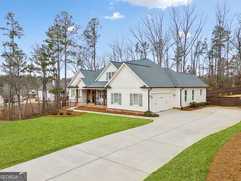 113 Brookfield Ct SE, White, GA 30184 photo 2