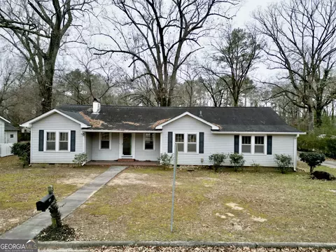 201 Oakwood St NW, Rome, GA 30165