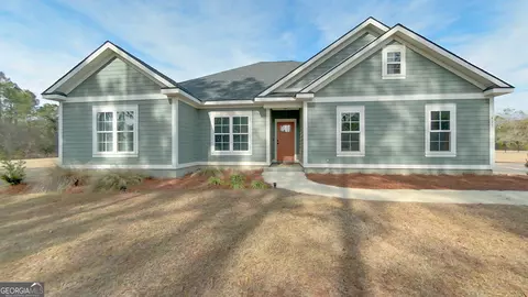 437 Woodridge Ln, Cairo, GA 39827