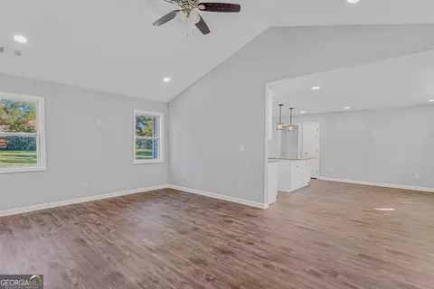 26 Eva Dr, Hampton, GA 30228 photo 9