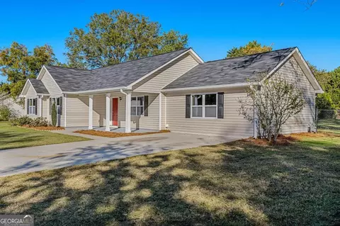 26 Eva Dr, Hampton, GA 30228