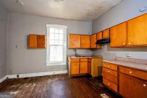 704 Hill St, Lagrange, GA 30241 photo 5