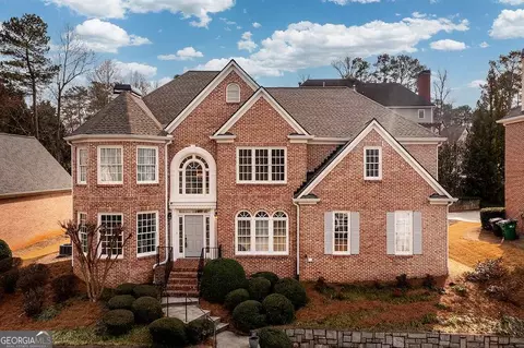 920 Redding Dr, Atlanta, GA 30328