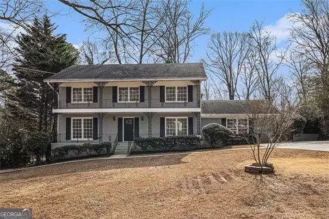 4825 Kenilworth Dr, Stone Mountain, GA 30083