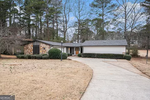776 Sugar Creek Trl SE, Conyers, GA 30094
