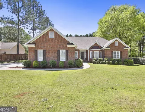 185 White Oak Dr, Newnan, GA 30265