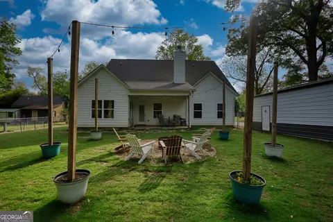 Exterior - 70 Pine St, Mansfield, GA 30055 photo 9 of 12