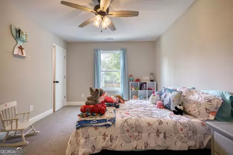 Bedroom - 70 Pine St, Mansfield, GA 30055 photo 6 of 14