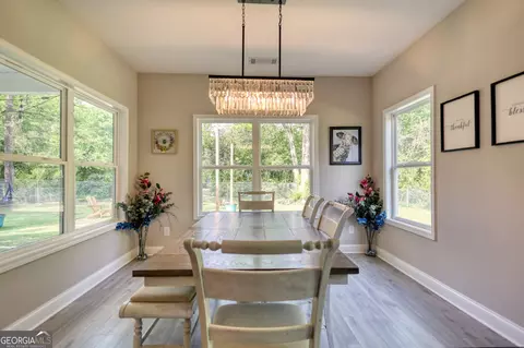 Dining - 70 Pine St, Mansfield, GA 30055 photo 1 of 4